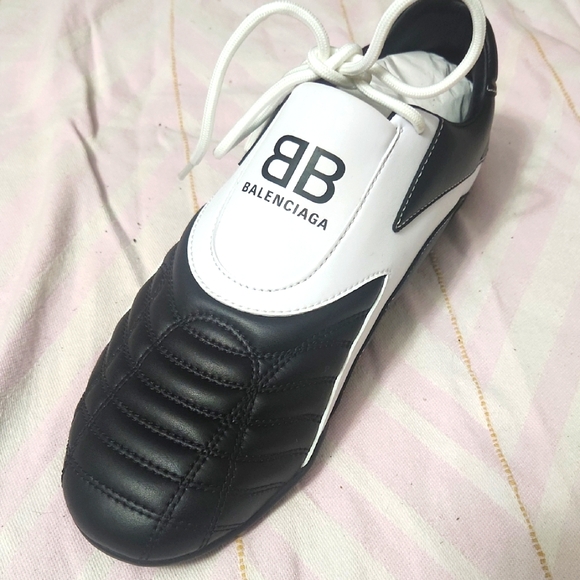 Balenciaga Black and White Athletic Shoes with Quilted Design - Picture 1 of 4